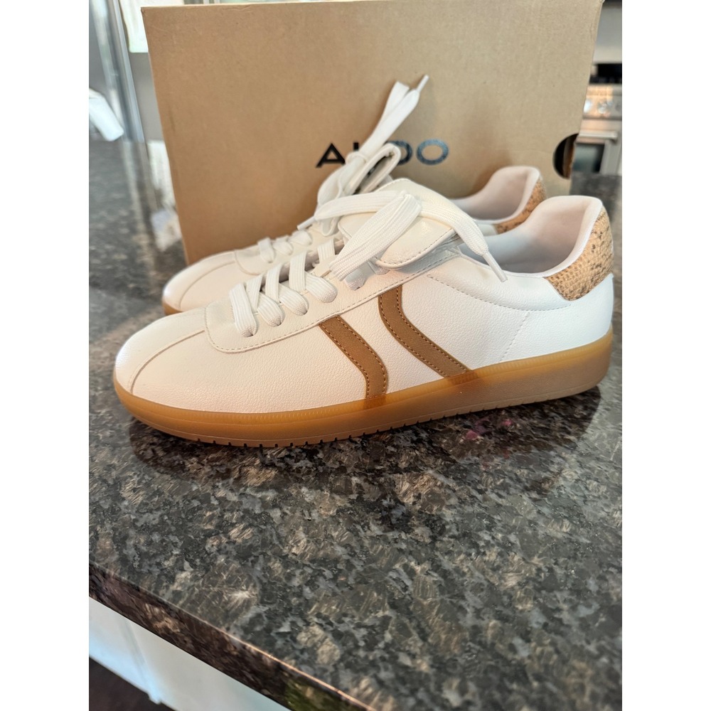 Aldo Sport Club Montreal ITSNEAKER-101 White Tan Snakeskin Gum Sole Womens 10